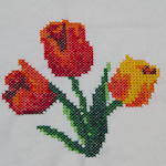 Křížková výšivka - tulipán